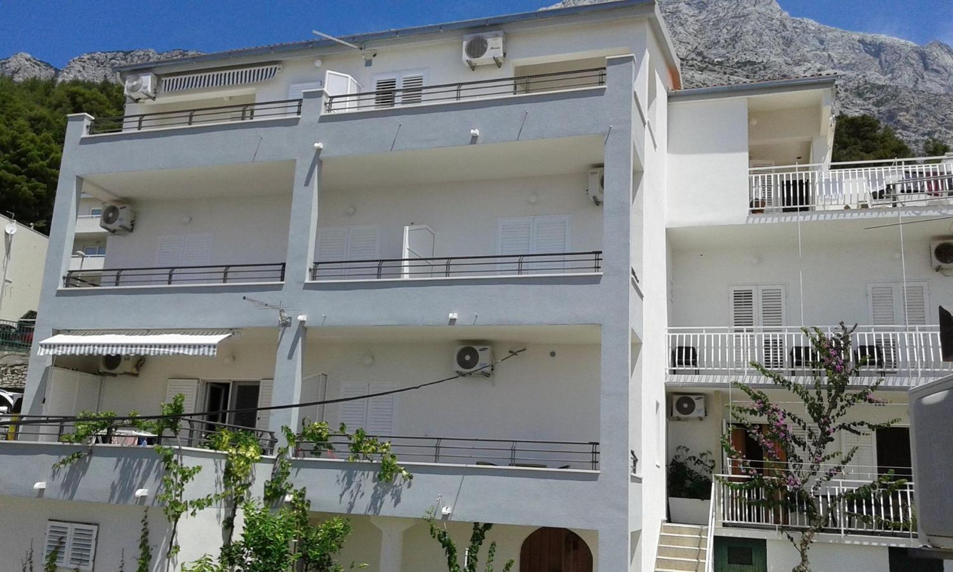 Apartments Josip Башка-Вода Экстерьер фото